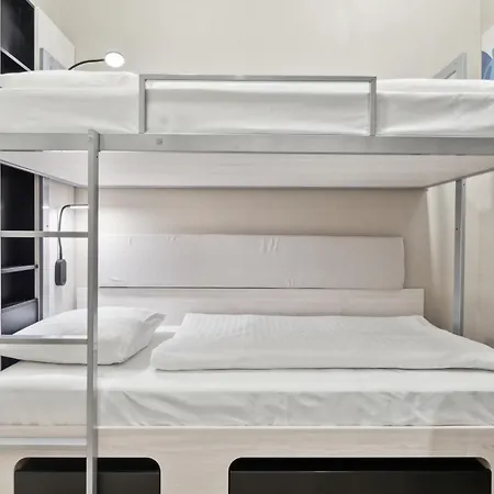 Hotel Fyrtojet - We Give Less Save *