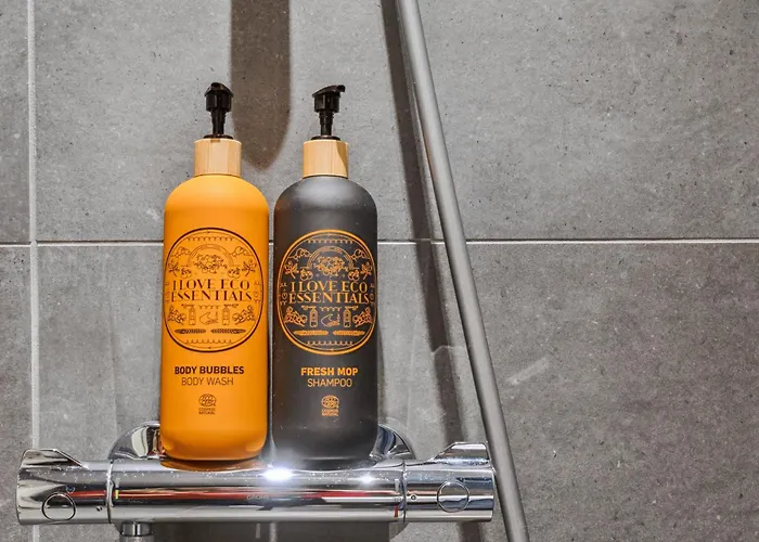 Fyrtojet - We Give Less Save 호텔 *